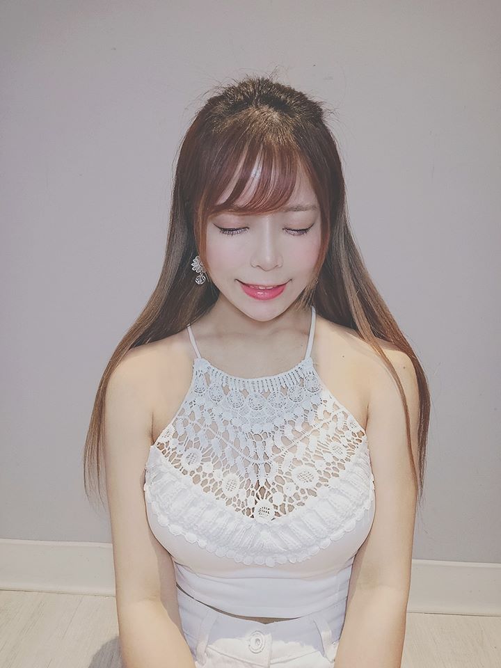 甜萌系「美乳正妹」來了！「TAIN 菲菲」人正真好！完美消化「紫髮」新造型