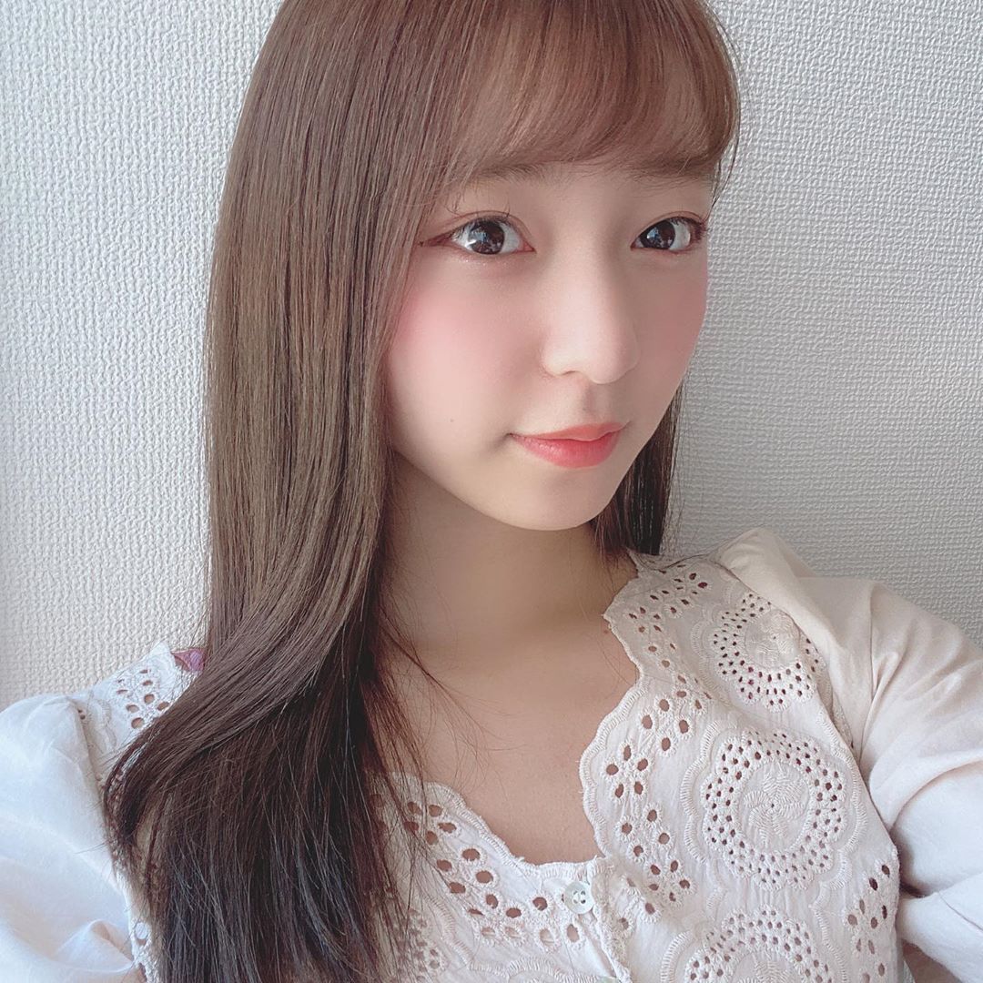 滿出來初戀感！鄰家系女孩「塩川莉世」清新氣質空靈脫俗　讓人突然好想談戀愛