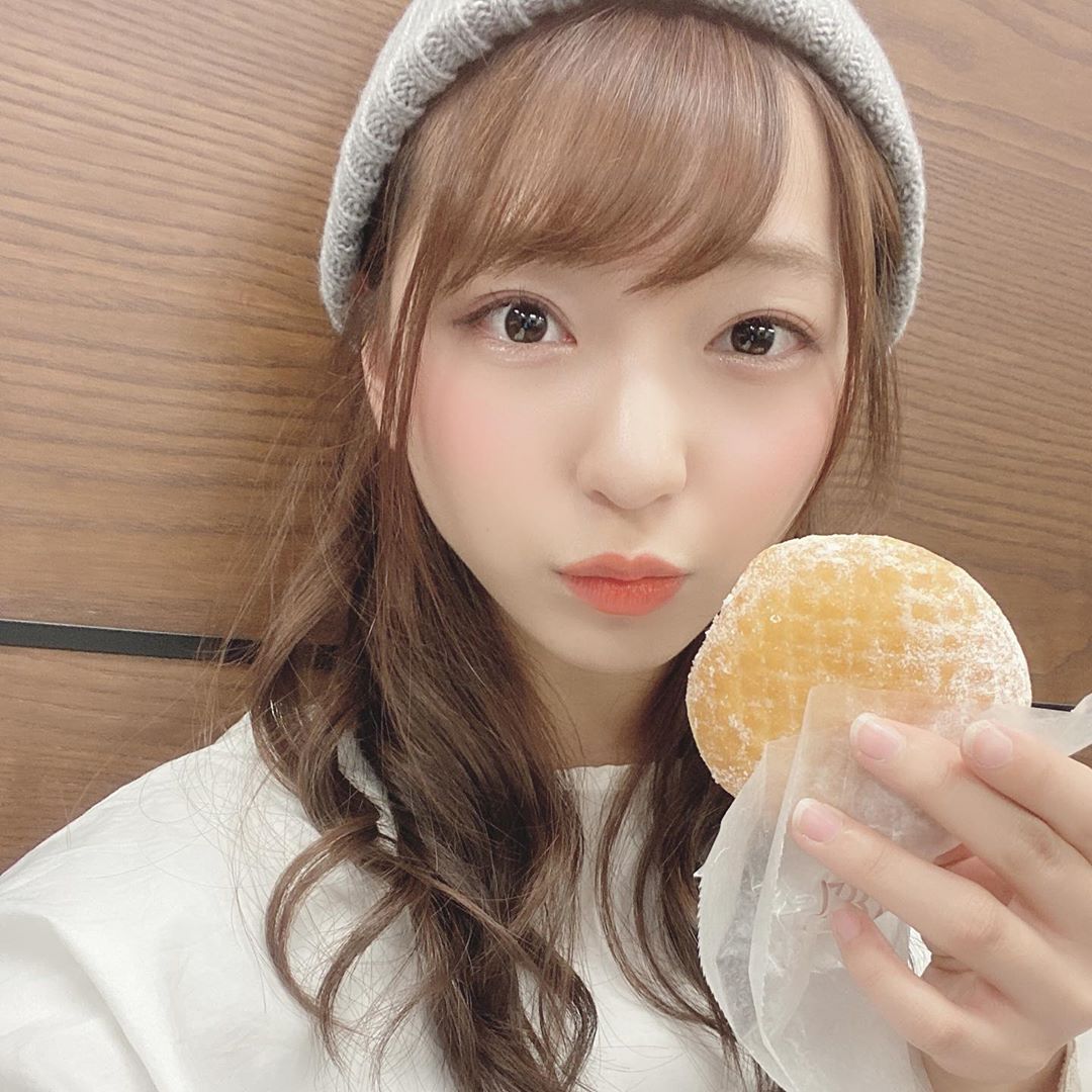 滿出來初戀感！鄰家系女孩「塩川莉世」清新氣質空靈脫俗　讓人突然好想談戀愛
