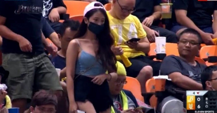 場邊女球迷好彈好大 這就是大D小E！~陳亭亭 - 美女圖 -