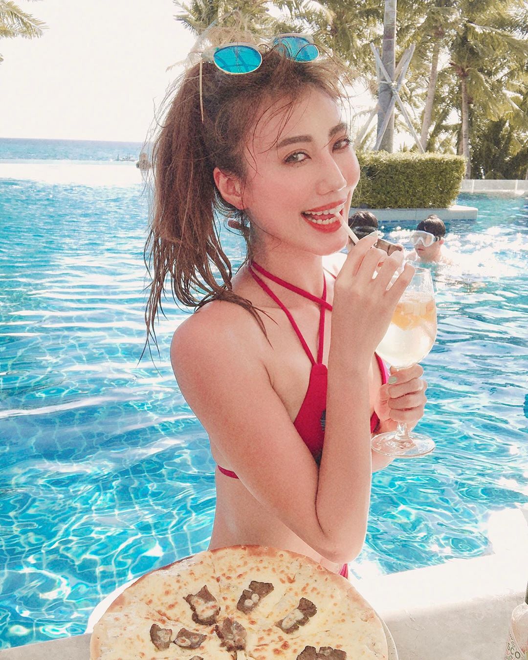 紀艾希Ring 全糖笑容加到滿！眼睛會勾人 - 美女圖 -