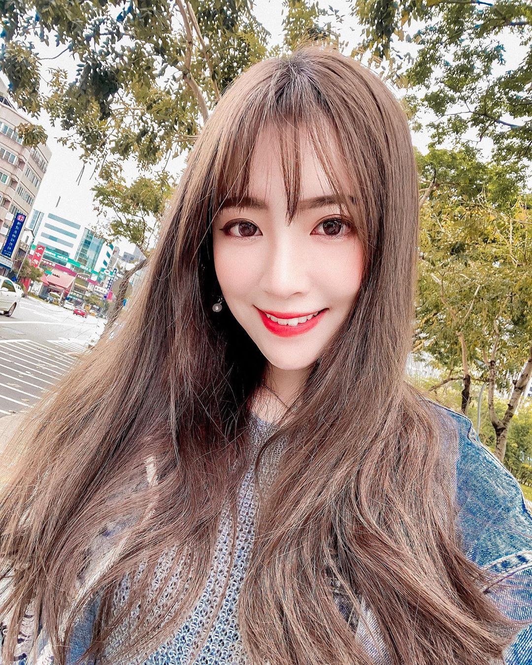 彤兒-王宇彤 氣質才女美顏讓人看了心跳加速 - 美女圖 -