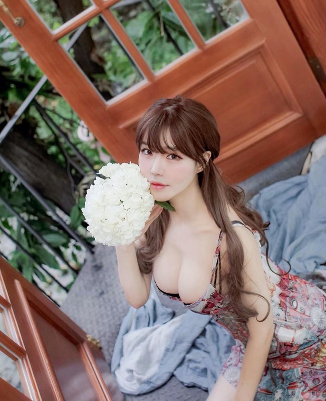 韓國正妹Hanna浴缸泡澡超兇上圍都快包不住了 - 亞洲美女 -