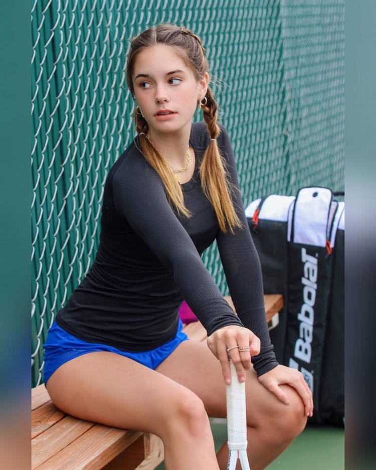 網球界「艾瑪華森」15歲初長成！仙女打球逆天大長腿 整個網壇轟動~Makenzie Raine 歐美美女