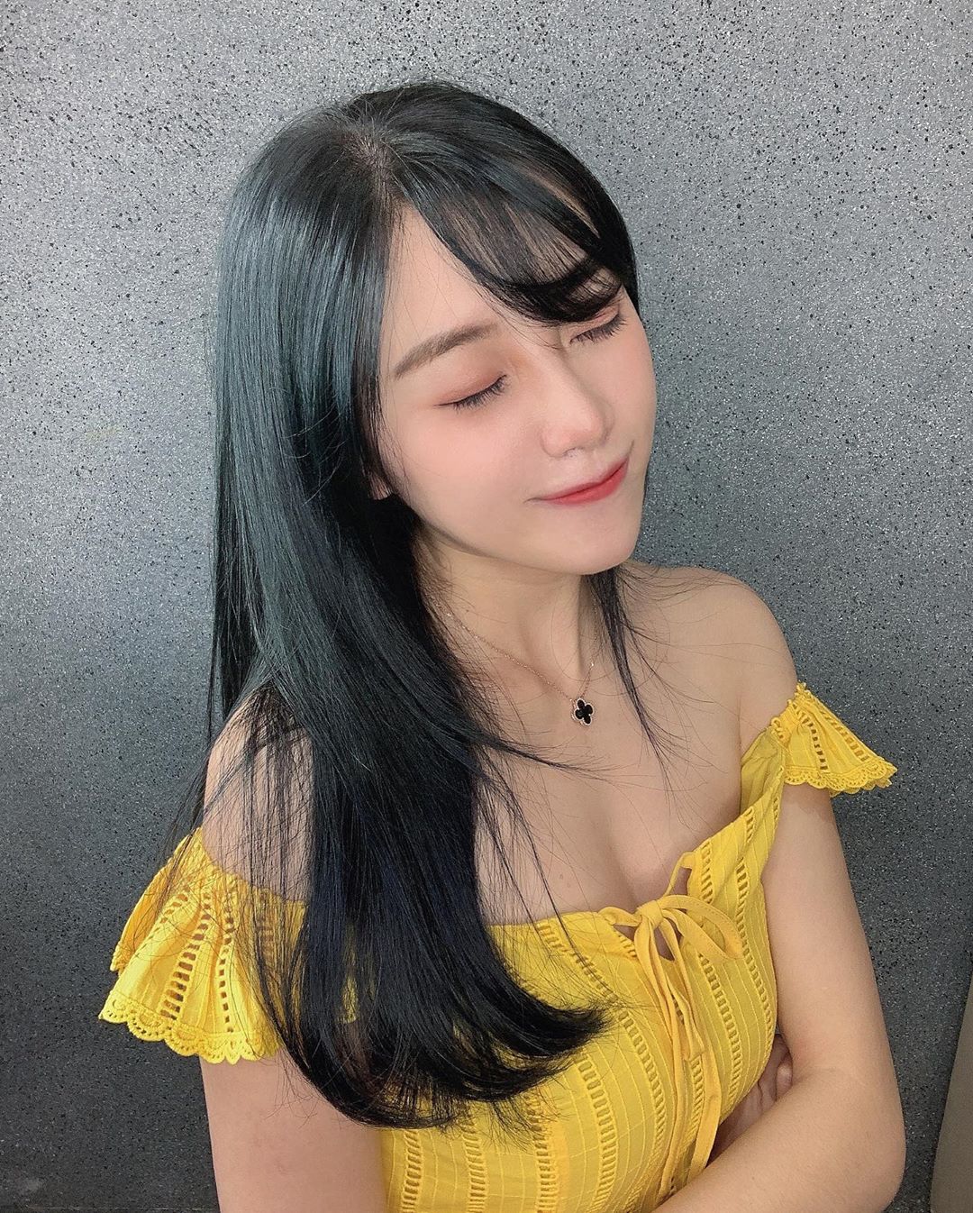 波濤洶湧！Angel安紀  五官精緻簡直是天使化身 - 素人正妹 -