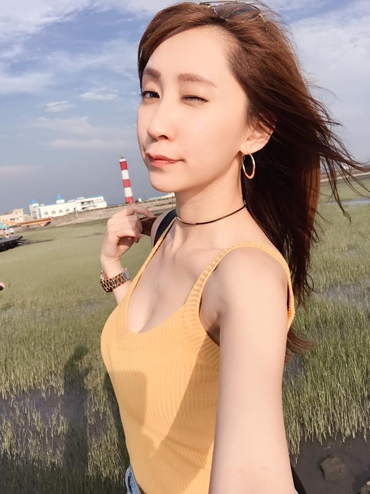 女神駕到來約會~小獅子娜娜兒很好相處不會咬人~ - 美女圖 -