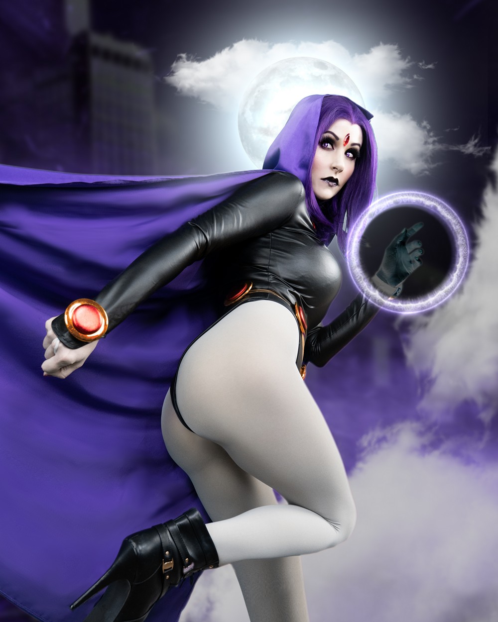 Angie Griffin – Raven - COSPLAY -