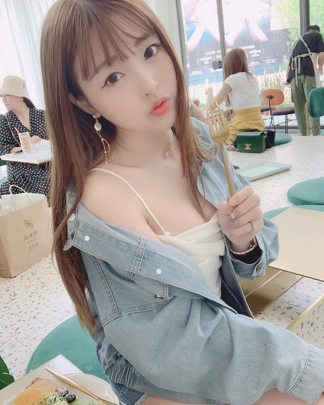 甜美正妹櫃姐－Corn 玉米 - 美女圖 -