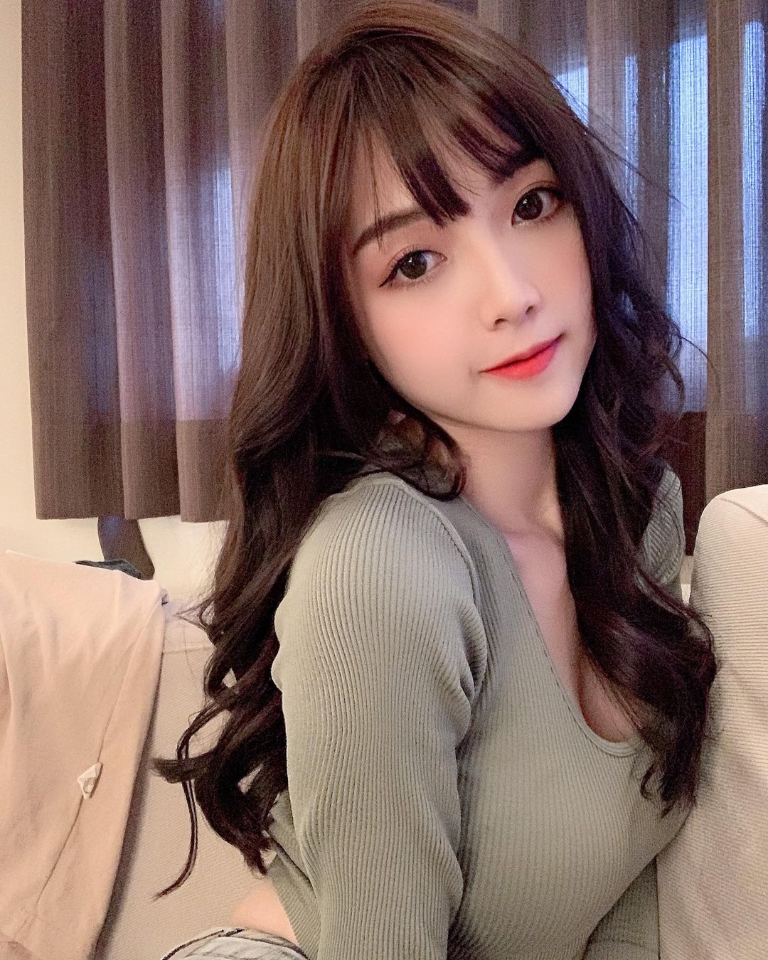 邪惡哈妮妮  水汪汪又大又圓全場暴動 - 美女圖 -