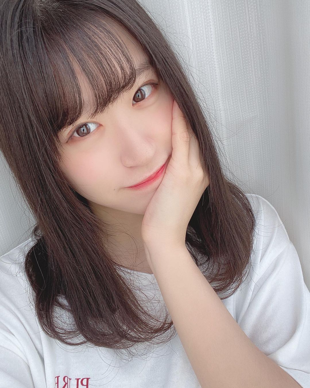 AKB48 第一美胸「上西怜」天使臉孔魔鬼身材代名詞　19 歲就有「傲人 F 奶」超犯規