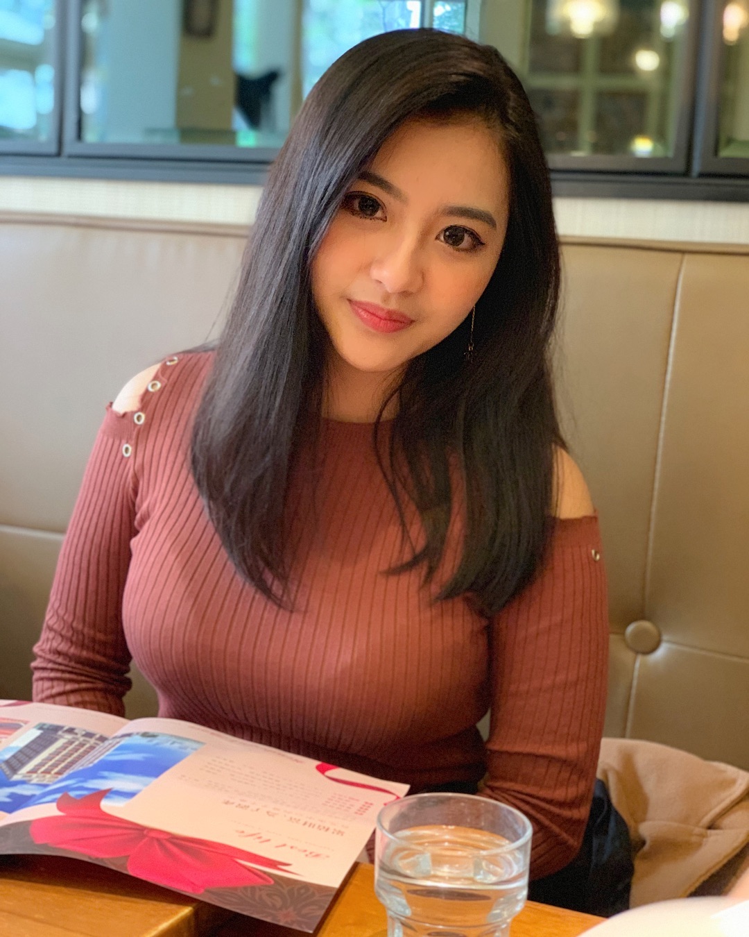 讚爆！台灣「超胸護理師」傲人事業心有夠強大，澎湖釋放福利畫面太銷魂啦
