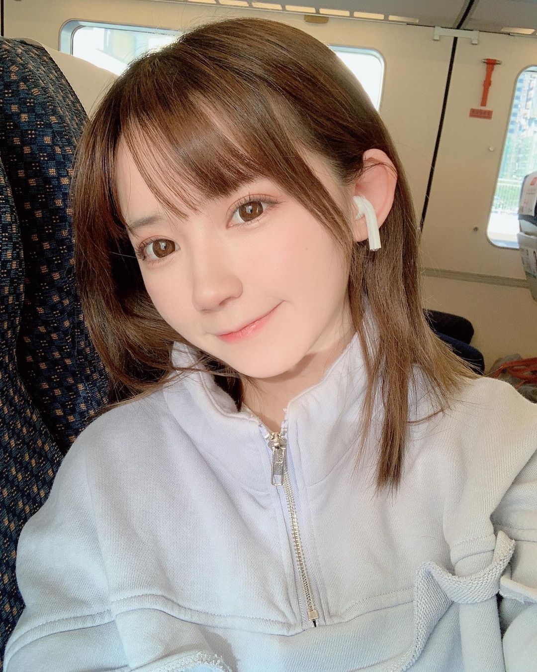 超萌童顏Coser鯊魚SAME   暗藏大胸器！渾圓半球撐爆 - 美女圖 -