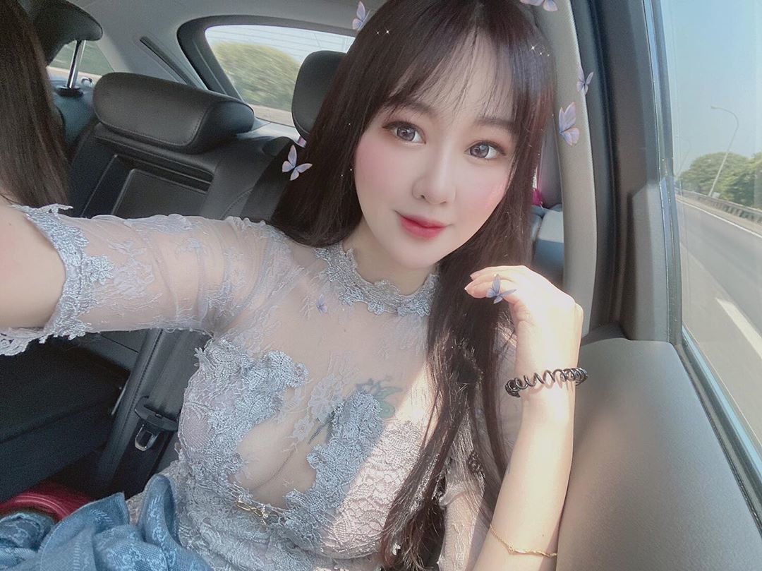 天生小可愛「維尼」胸前超吸睛 白嫩嫩的小公主其實很狂野？！