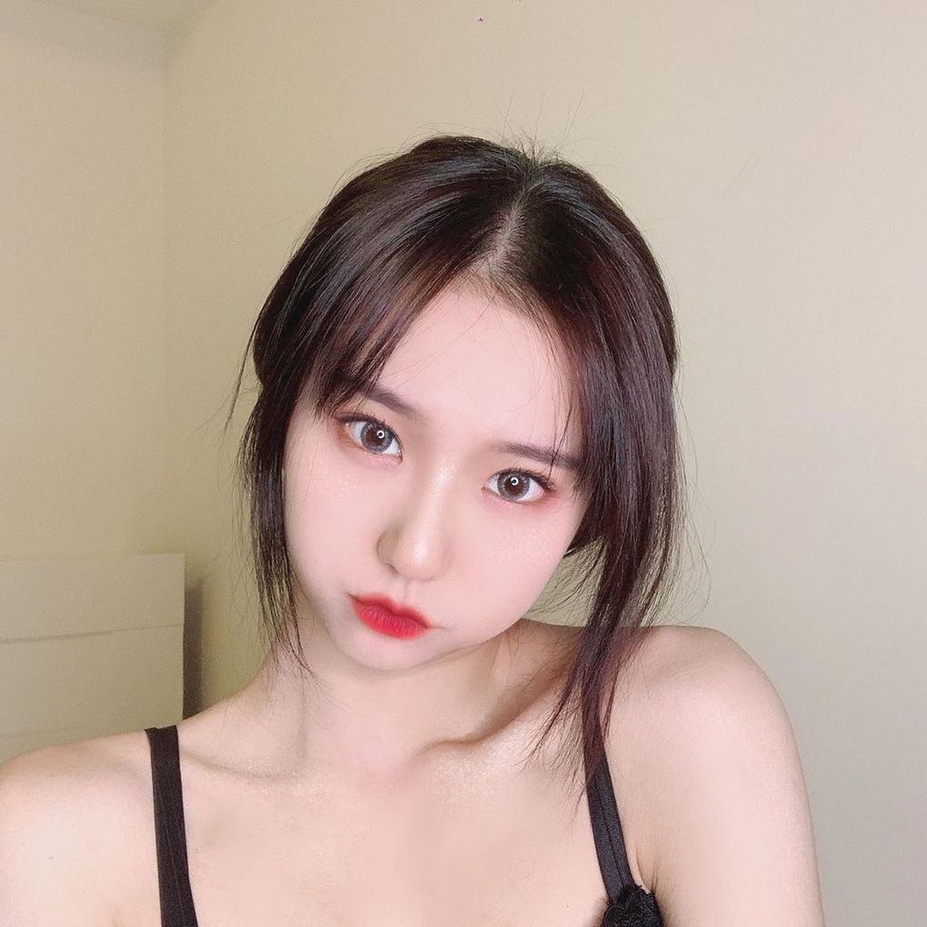 34D娃娃臉網紅尺度超大！「XX若隱若現」好害羞~小林兒