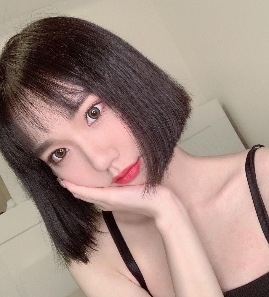 34D娃娃臉網紅尺度超大！「XX若隱若現」好害羞~小林兒