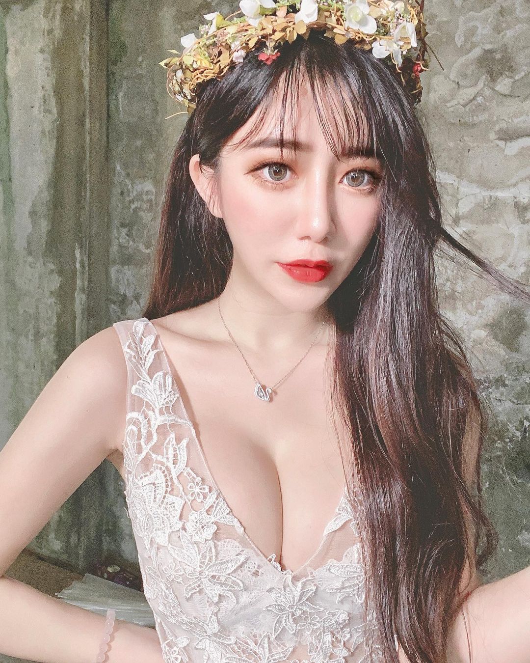 天燈妹  「驚為天人」女神級顏值太吸睛：戀愛了 - 美女圖 -