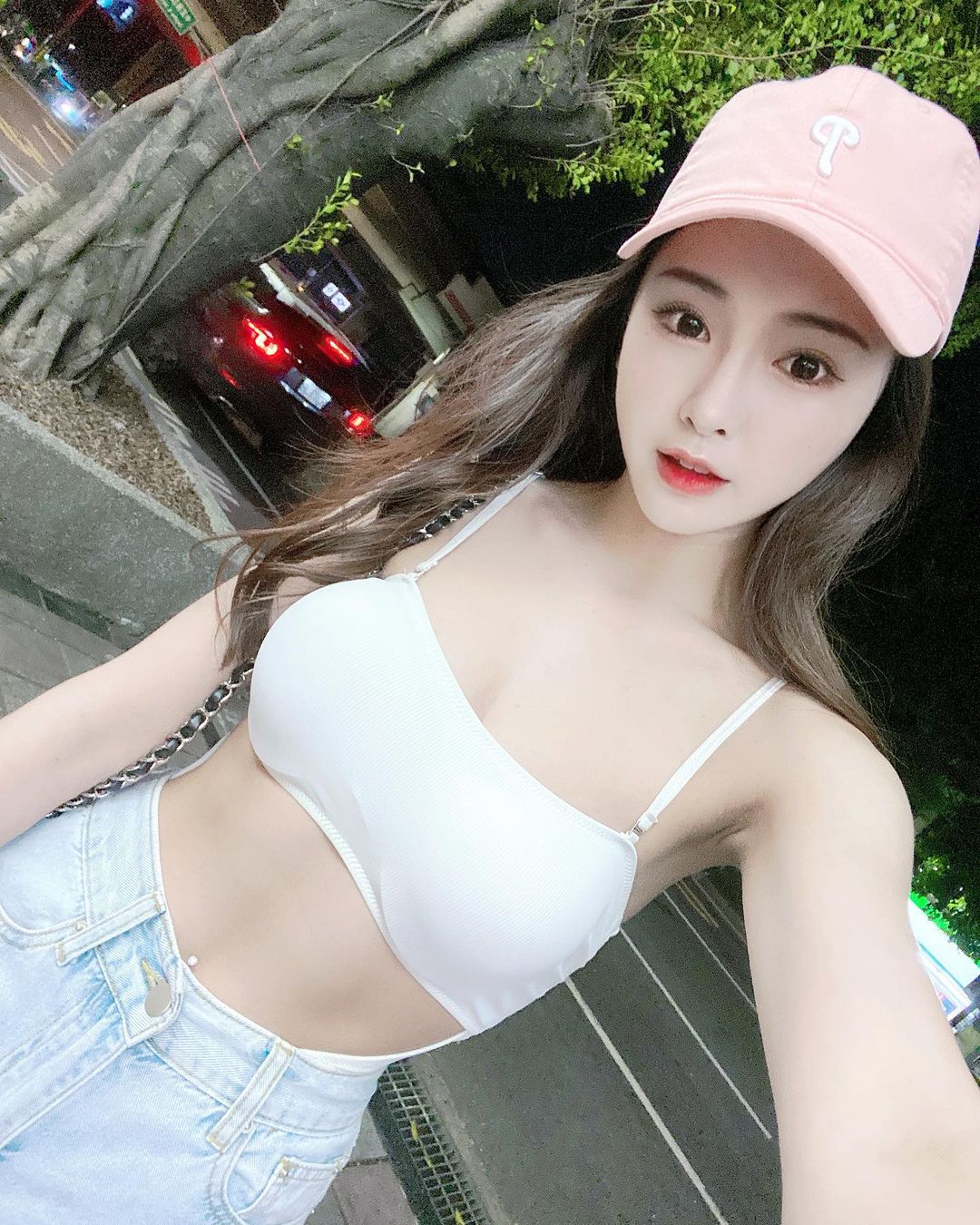 Jie.cc  超兇正妹，本斥但大 - 素人正妹 -
