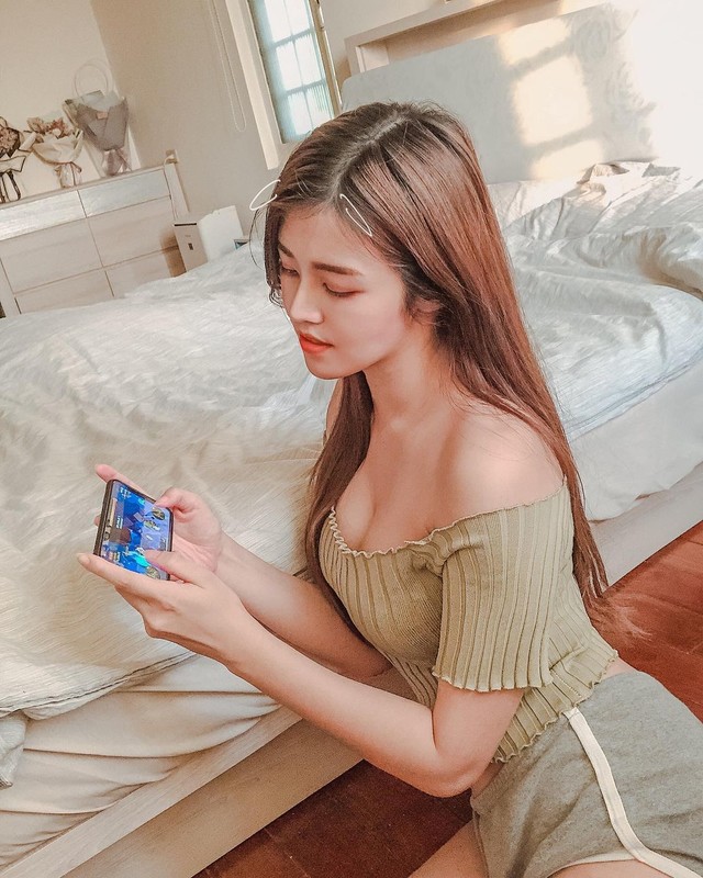 國泰人壽氣質正妹業務Mia美美試穿內衣身材超好性感指數破表 - 美女圖 -