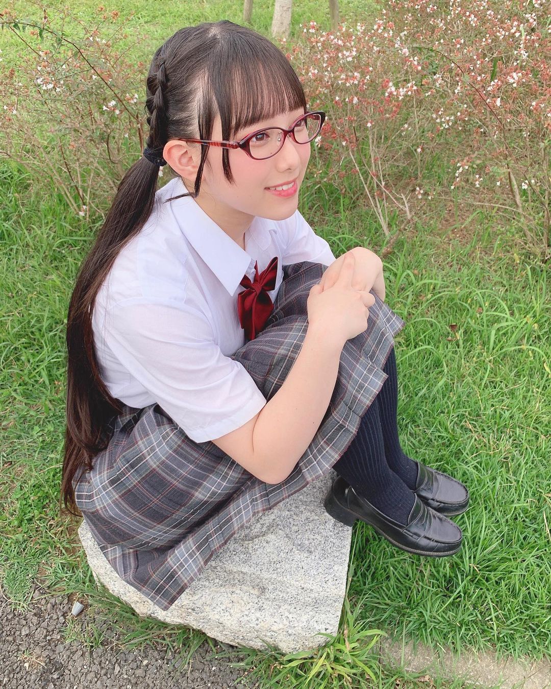 真人版明日香「KOHIME」甜萌外型彷彿從二次元走出來　綁起雙馬尾更是無敵