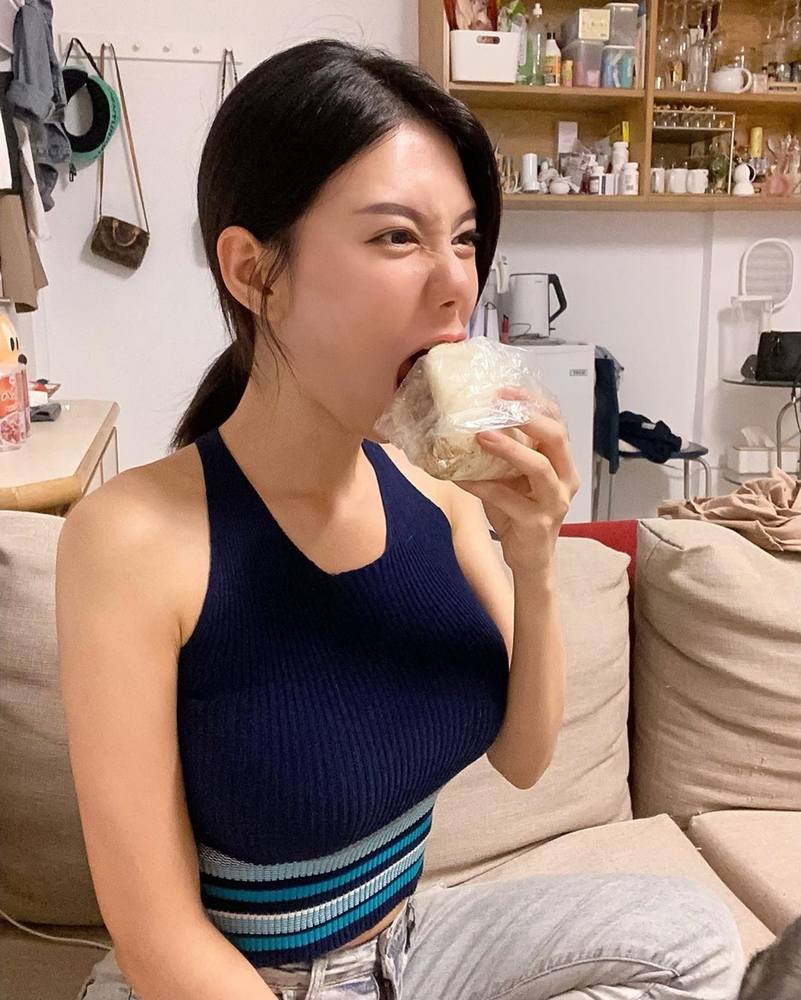 擁有黃金比例好身材「Janice 家家 王盈 」超挺性感美胸　粉絲跟著好害羞