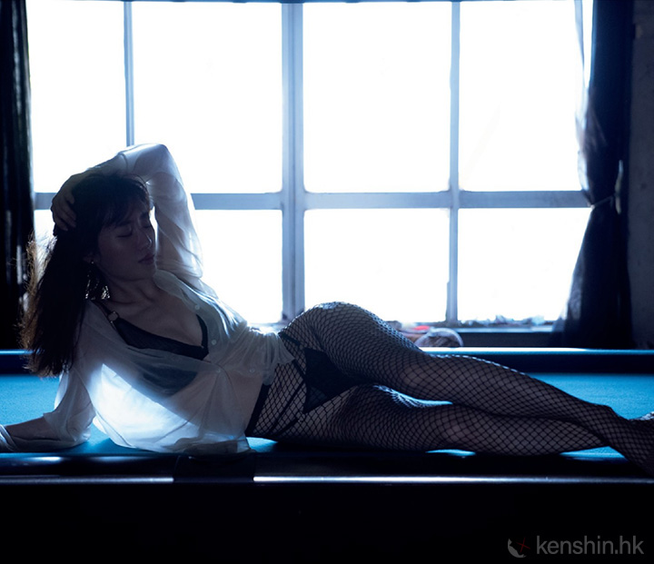 36歲松本真理香日劇連發推出新寫真集美魔女性感超突破