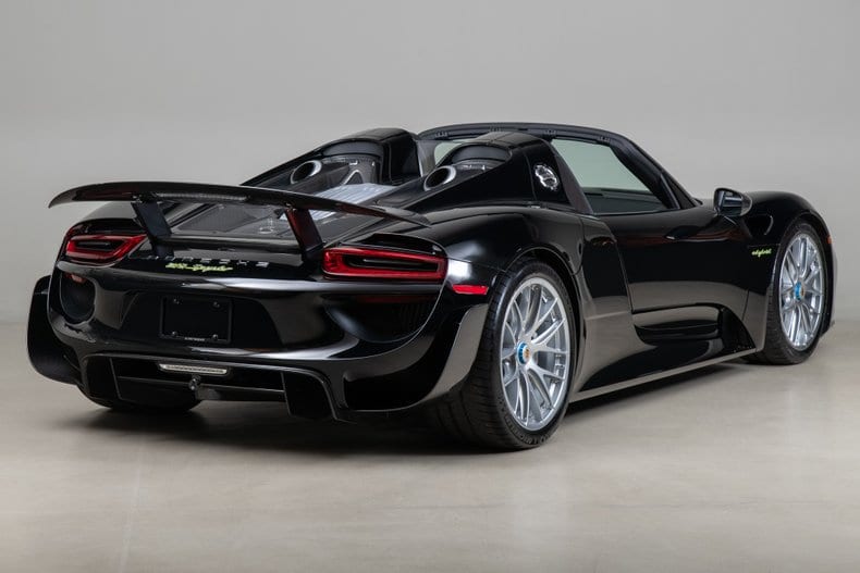 2015-porsche-918-10.jpg