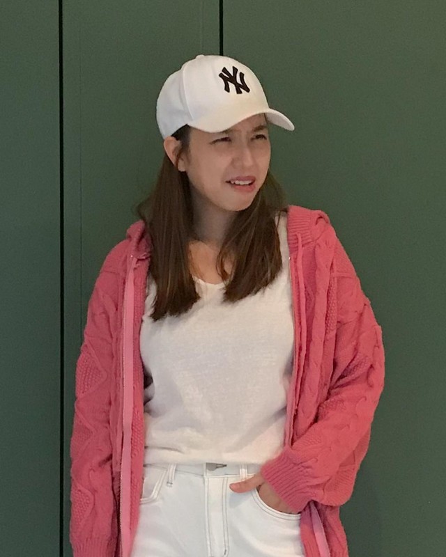 清新可愛的陽光正妹Julie還有一雙纖細辣腿好正 - 美女圖 -