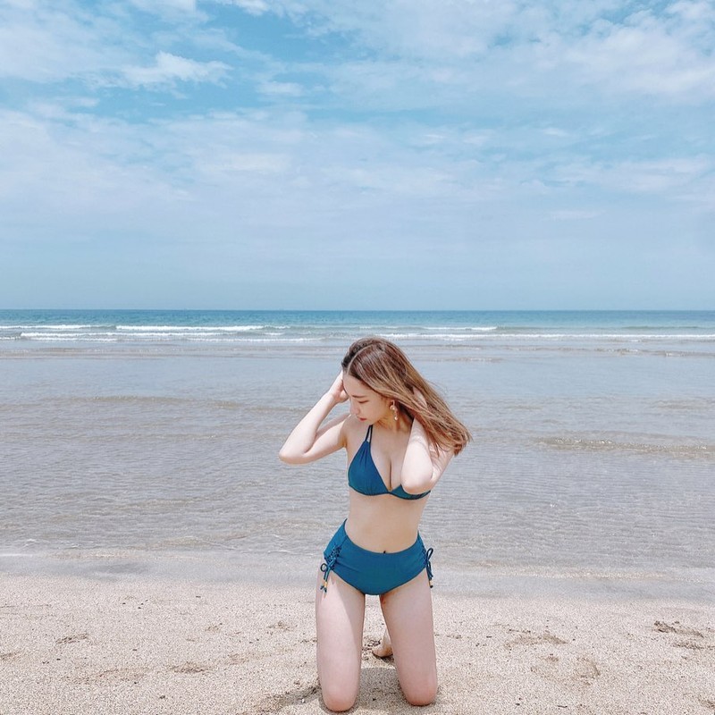 A4腰正妹Yuru穿上粉紅內衣難得解放性感好身材, A4腰正妹Yuru穿上粉紅內衣難得解放性感好身材 mitaotv9.com