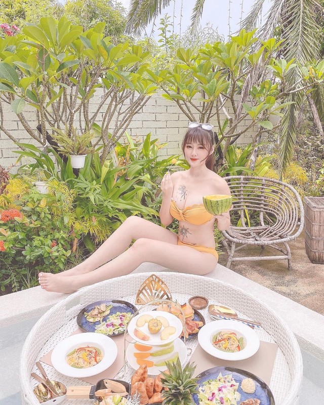 17主播維尼睡衣肩帶滑落露出飽滿白皙雪乳超吸睛 - 美女圖 -