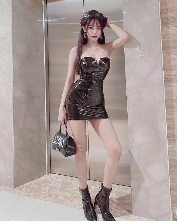 白皙正妹火辣大膽豪放的越南女DJ Jenny Yến, 白皙正妹火辣大膽豪放的越南女DJ Jenny Yến mitaotv9.com