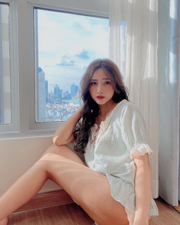 白皙正妹火辣大膽豪放的越南女DJ Jenny Yến, 白皙正妹火辣大膽豪放的越南女DJ Jenny Yến mitaotv9.com