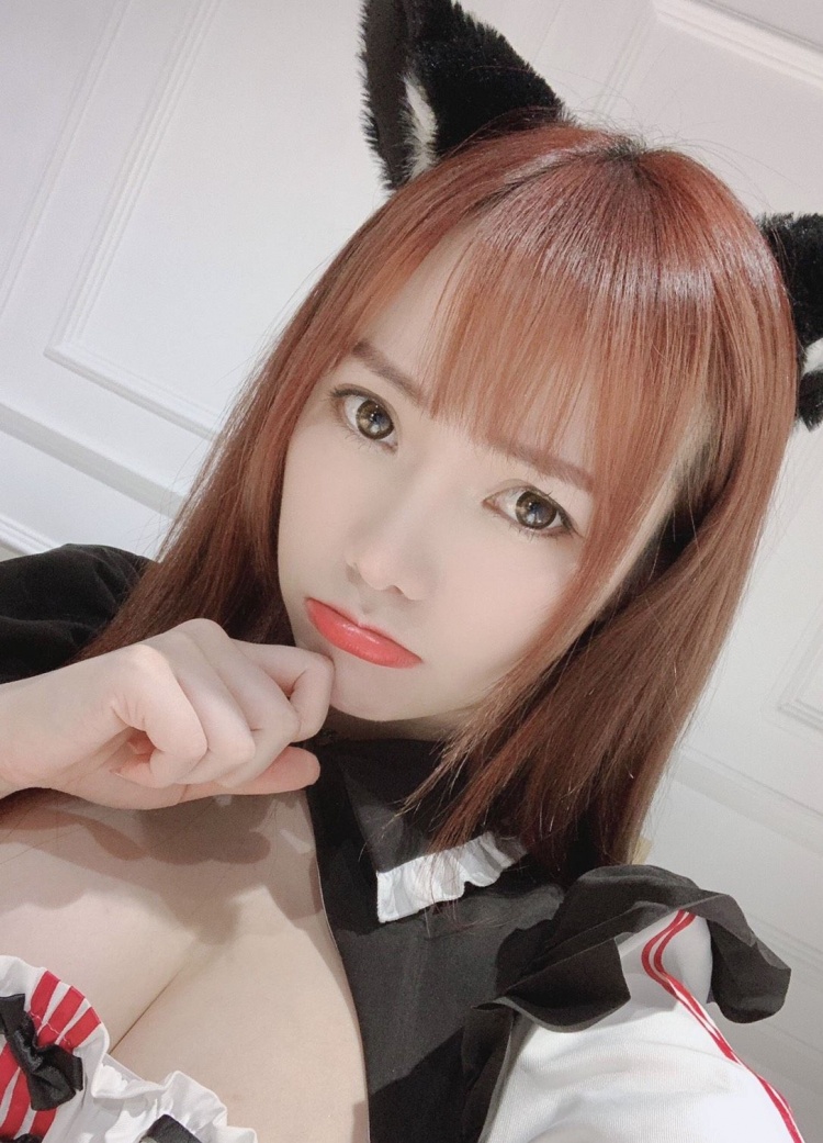 白皙正妹火辣大膽豪放的越南女DJ Jenny Yến, 白皙正妹火辣大膽豪放的越南女DJ Jenny Yến mitaotv9.com