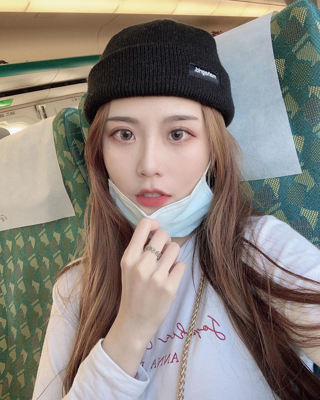 李花fafa  高顏值臉蛋超動人：ig已神真的正 - 美女圖 -