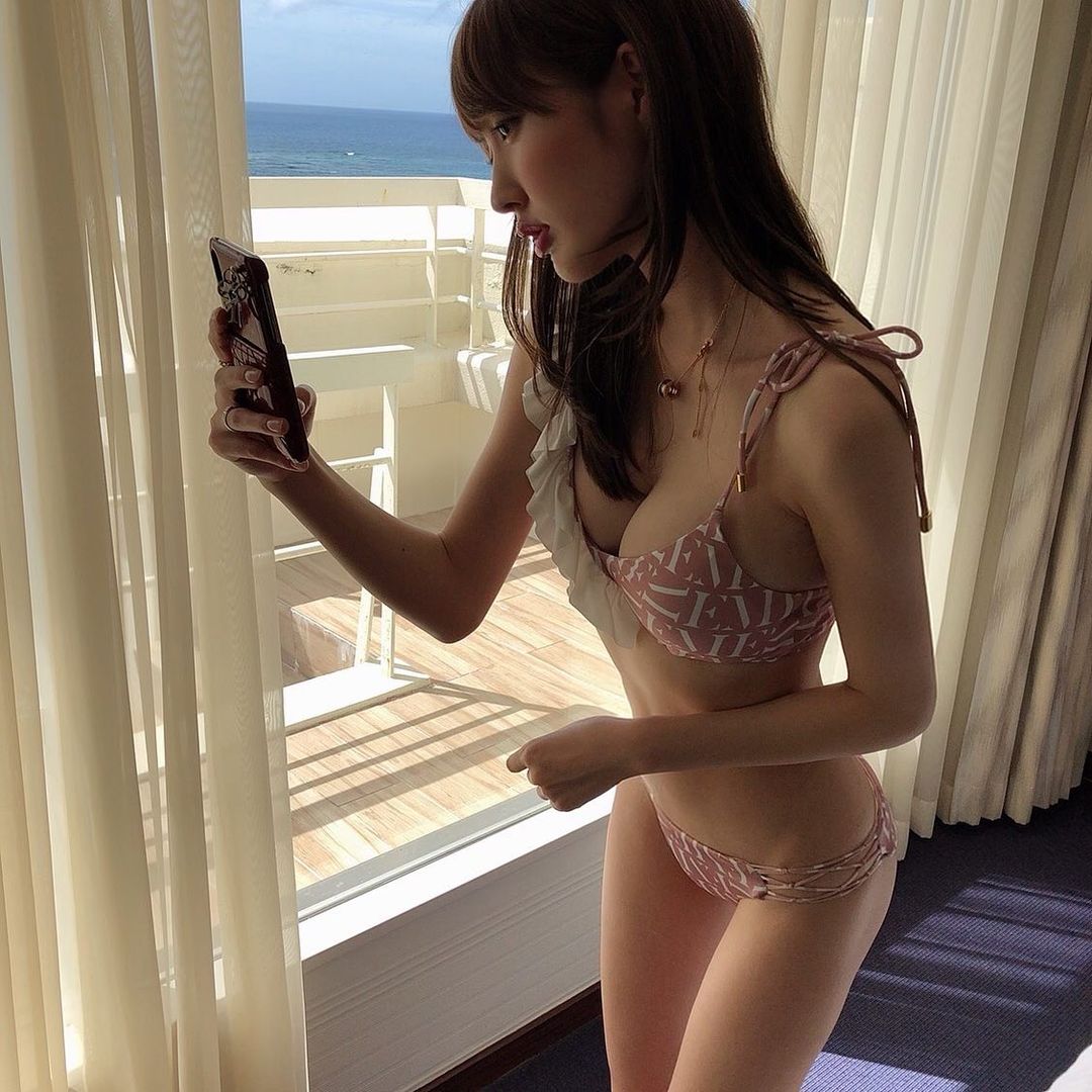 【GG扑克】因為被日本大臣包養而爆紅的寫真女星「森田由乃」身材超火辣