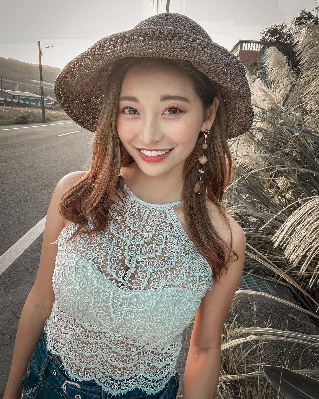 祈錦鈅-鈅兒  大曬性感美照....網喊：快要「凍未條」！ - 美女圖 -
