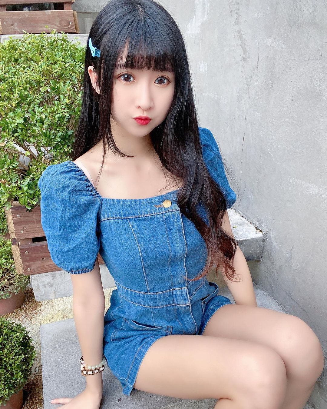 阿乃Sinni  絕佳臉蛋配上白皙美乳身材 網看了心動..... - 美女圖 -