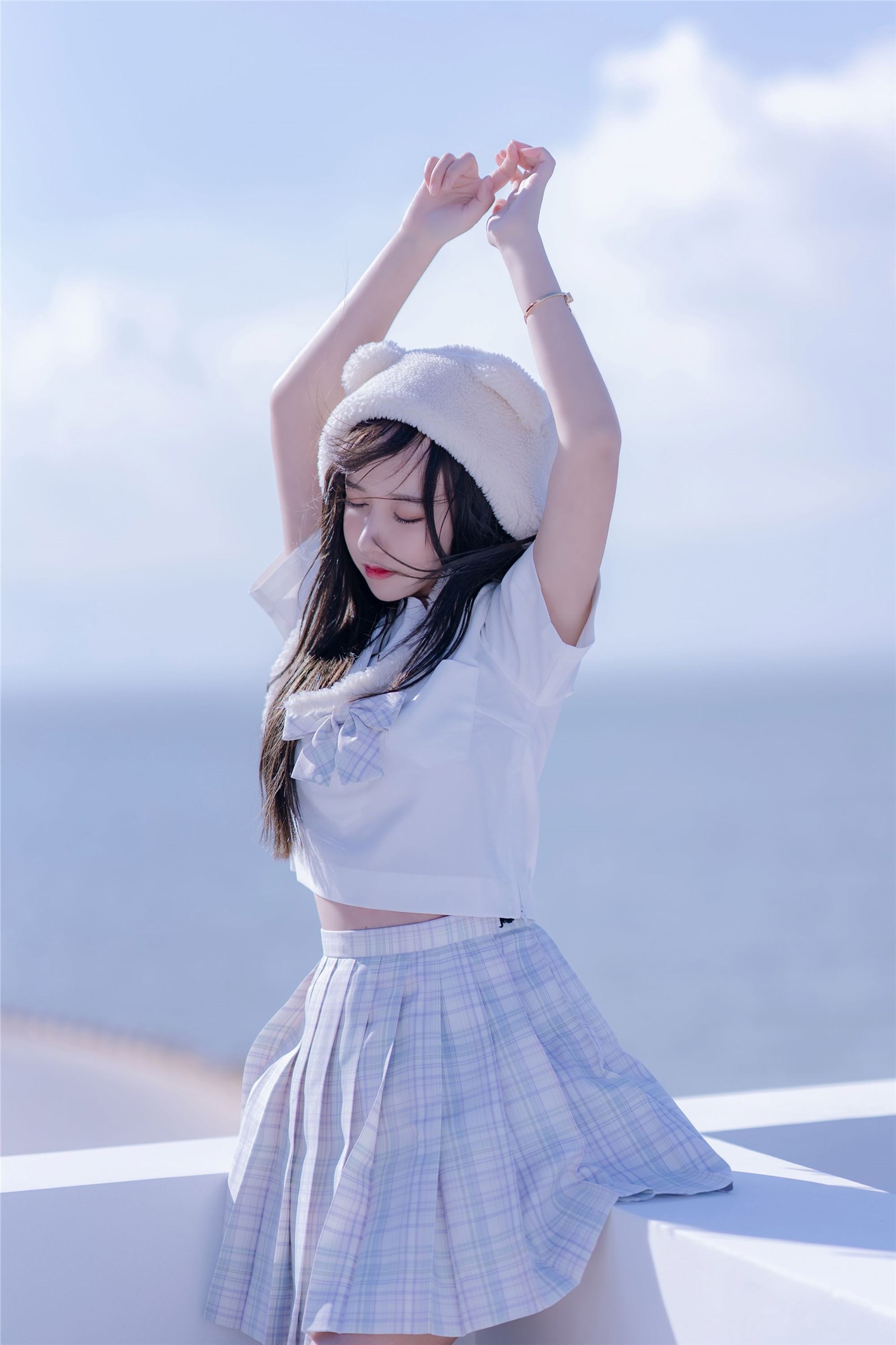 [​IMG]