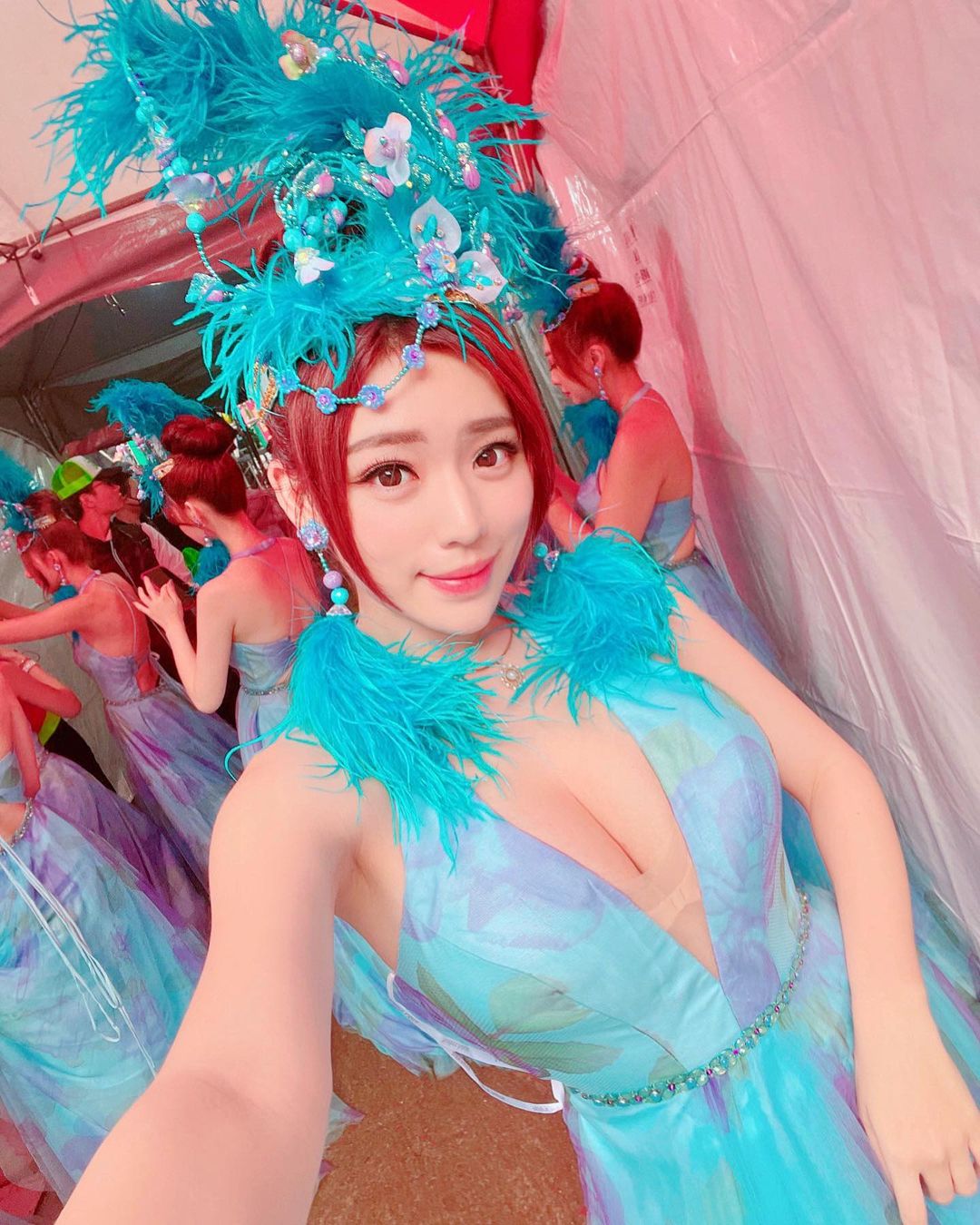 謝立琪Kiki 表情超色氣!一不小心就被眼神給誘惑了… - 美女圖 -