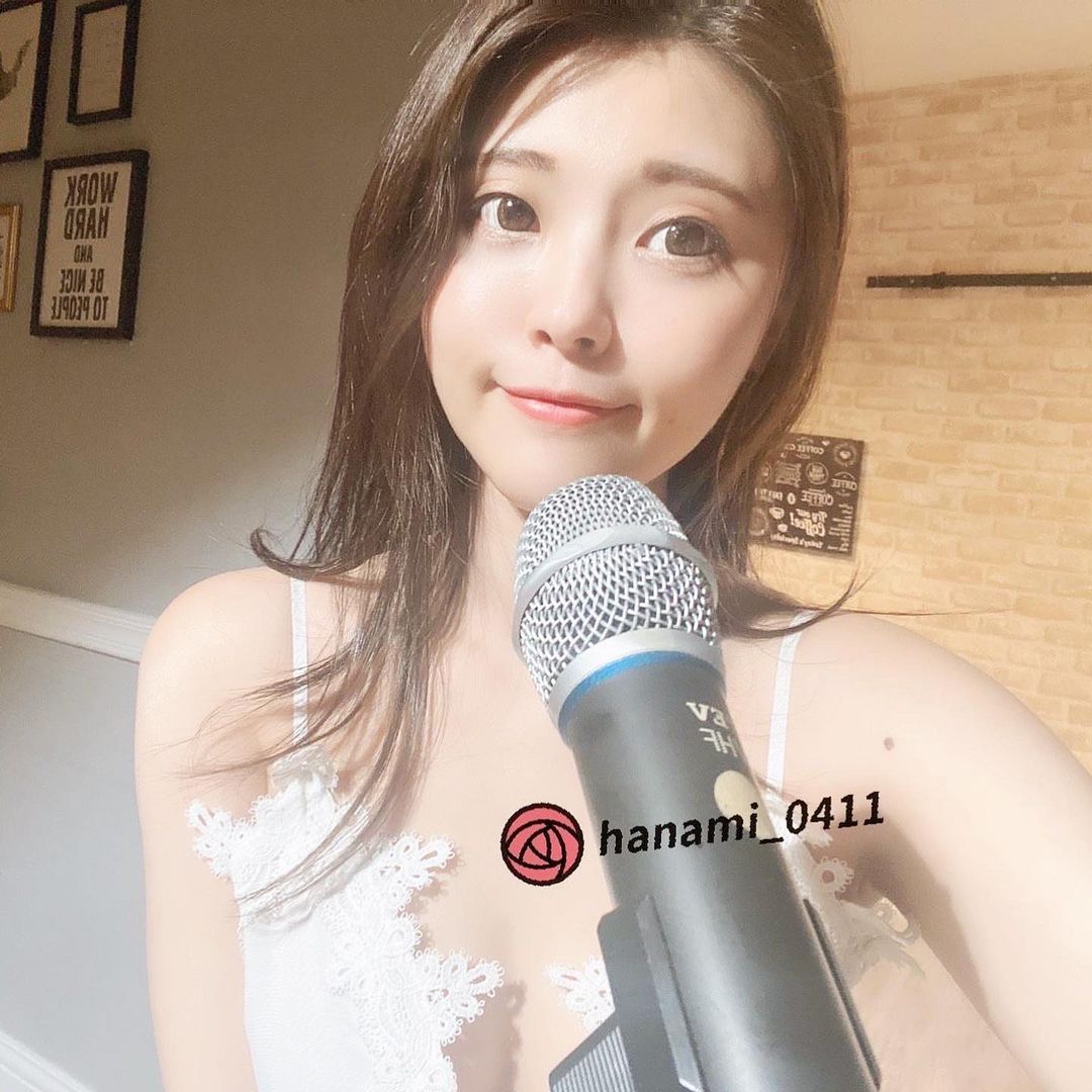 純愛美乳女神「苡琍Hana」誘惑能量全面釋放　性感胴體勾引不斷讓人想撲倒