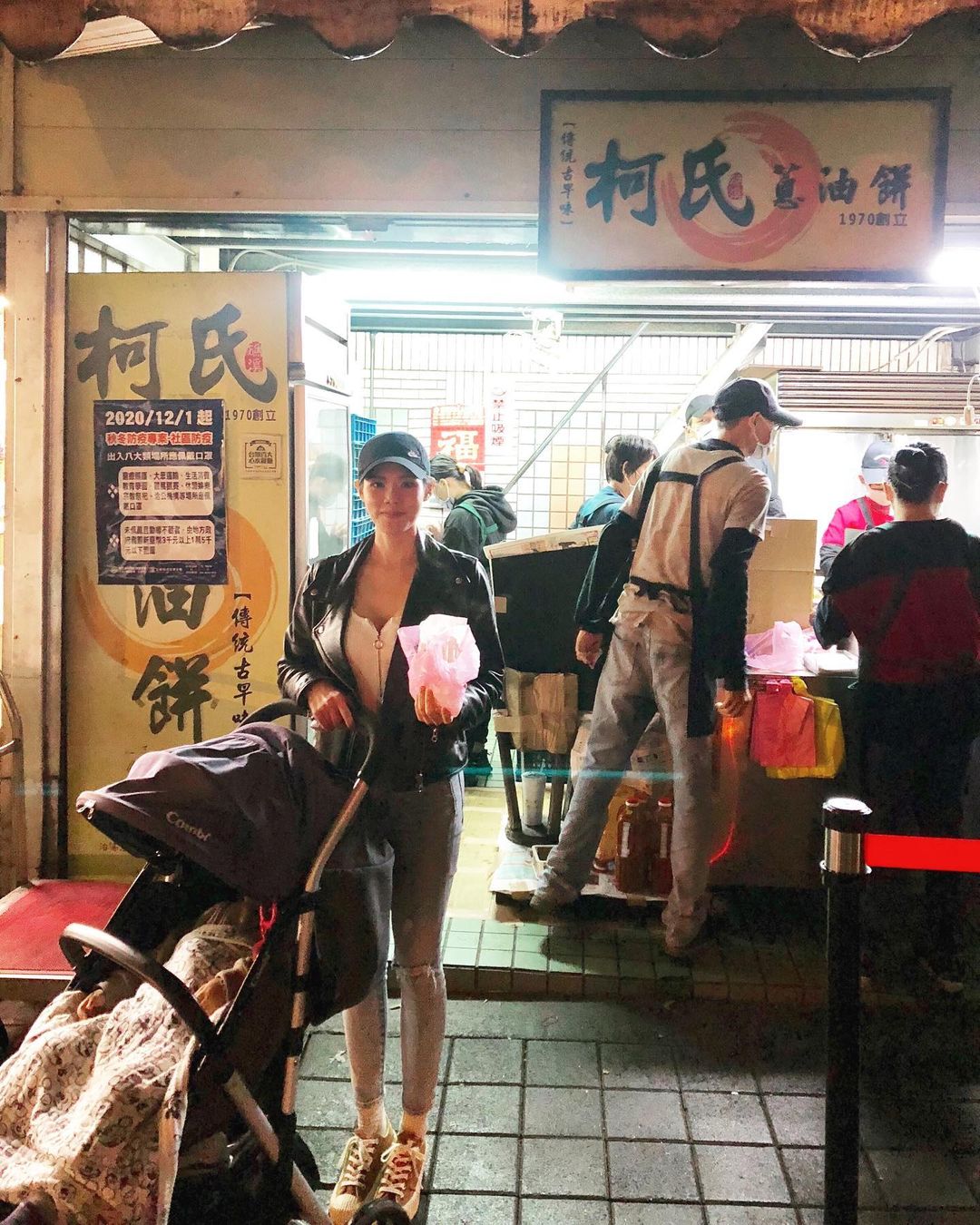 球場邊最美的風景！PLG職籃轉播驚見「口罩辣妹」　神出是性感地方媽媽