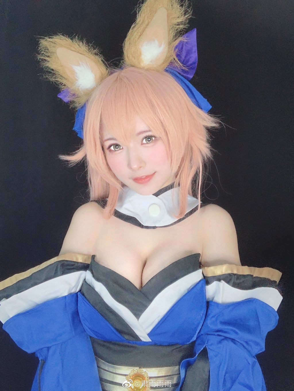 純淨系 Coser「肅雨」天使臉蛋讓人戀愛！身材卻比想像中還「胸」猛暴力