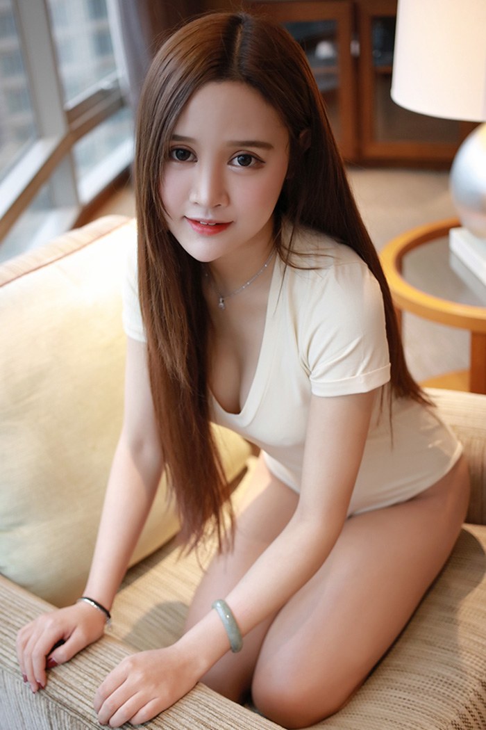 少女姗姗真空上陣玉乳翹臀看點足 素人正妹