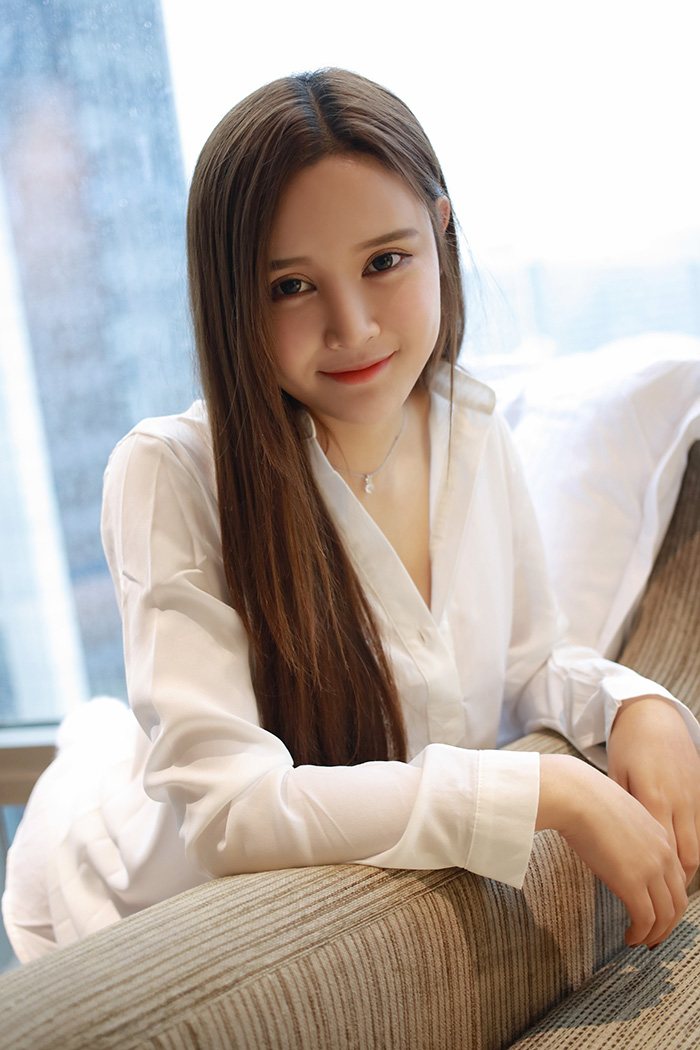 少女姗姗真空上陣玉乳翹臀看點足 素人正妹