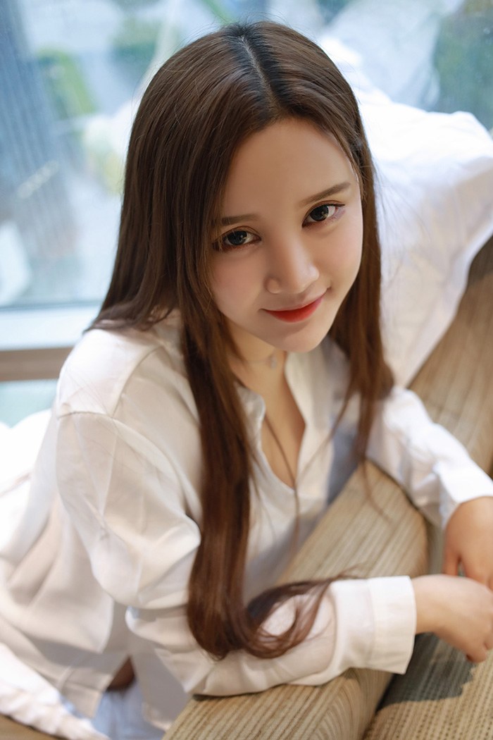 少女姗姗真空上陣玉乳翹臀看點足 素人正妹