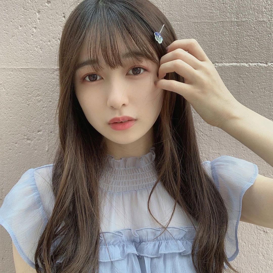 今晚想來「E 杯爆乳」！20 歲美少女「早川渚紗」褪去外衣　化身成熟小女人