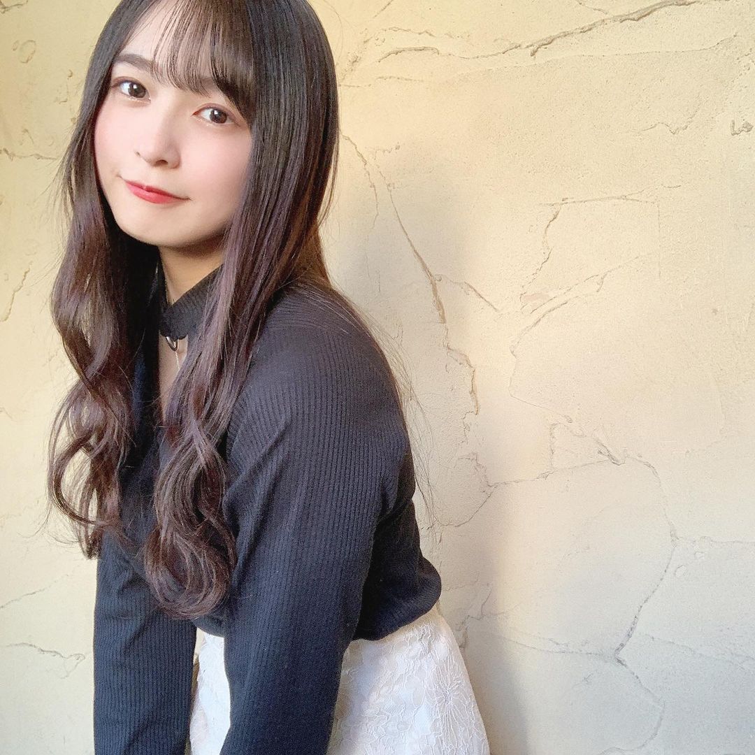 今晚想來「E 杯爆乳」！20 歲美少女「早川渚紗」褪去外衣　化身成熟小女人