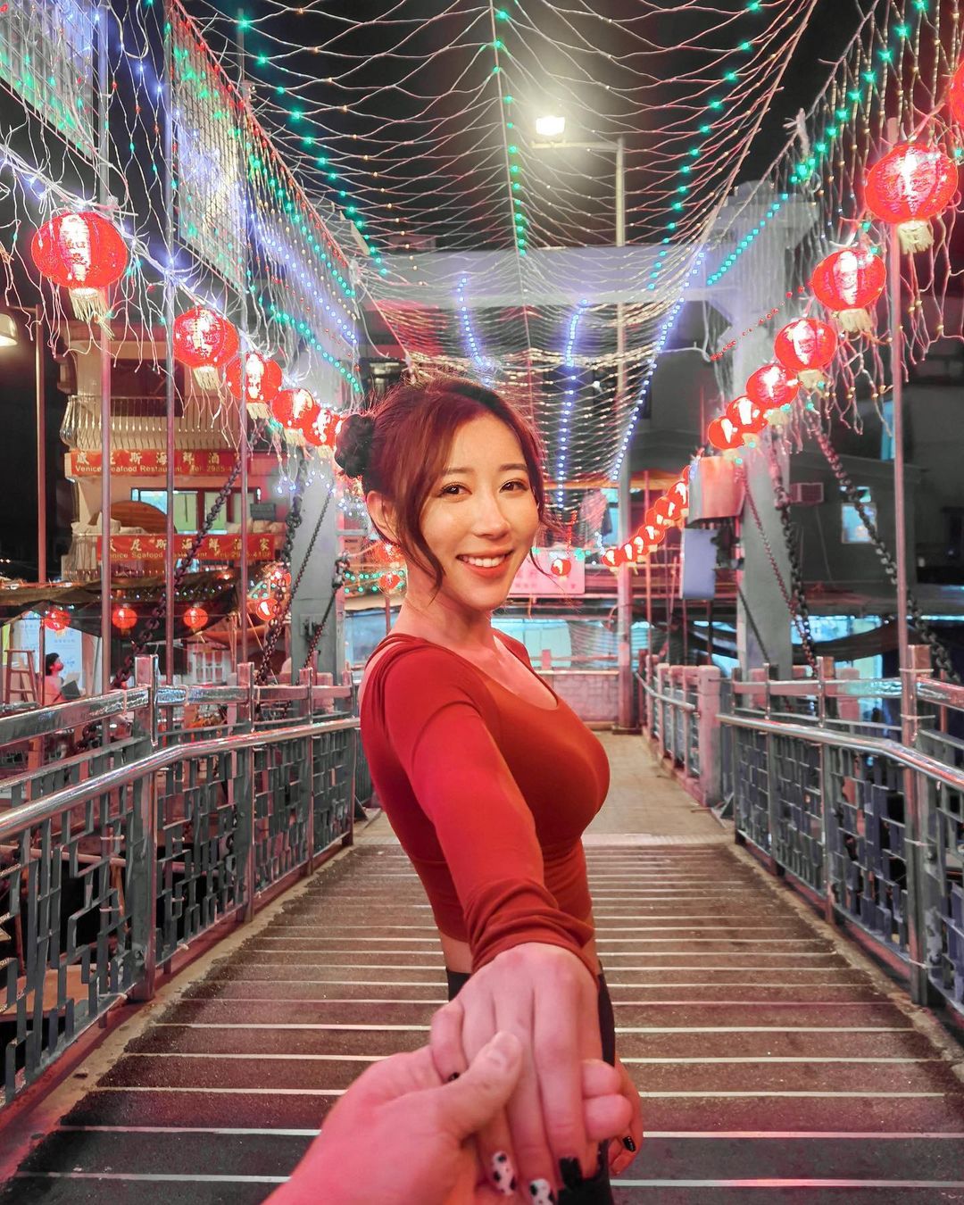 陳婉衡  「身材滿滿好料」前凸後翹極品！ - 美女圖 -