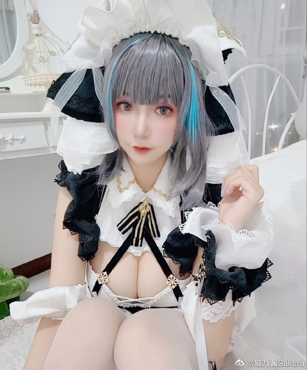 曾因醜聞紅極一時！Coser「貓九醬」近照曝光  19 歲長出驚人「F 巨乳」