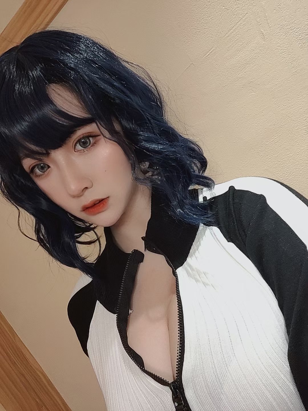 曾因醜聞紅極一時！Coser「貓九醬」近照曝光  19 歲長出驚人「F 巨乳」