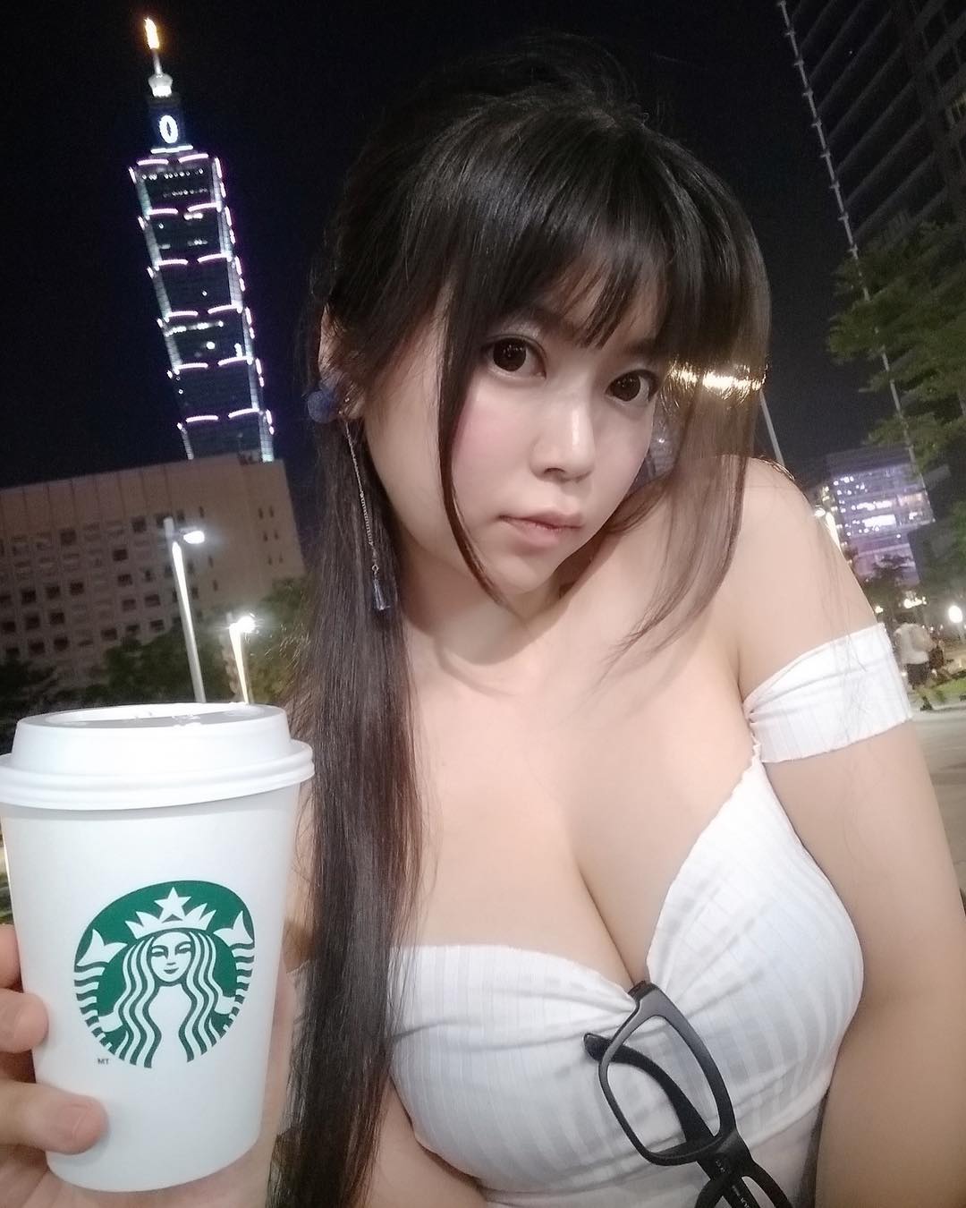 【GG扑克】超愛台灣的 H 奶女神「涉谷由里」回日本 2 年  發文嘆：中文越來越差了